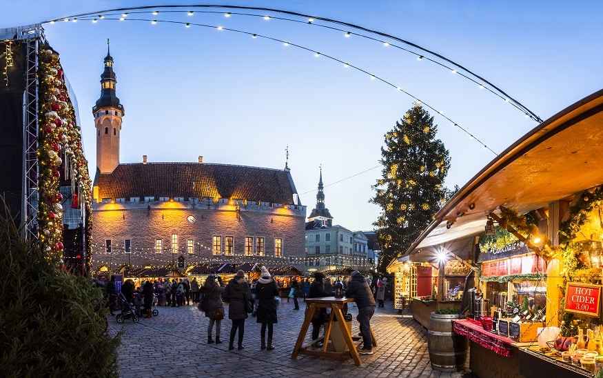 backpacking europe - christmas markets, Tallinn
